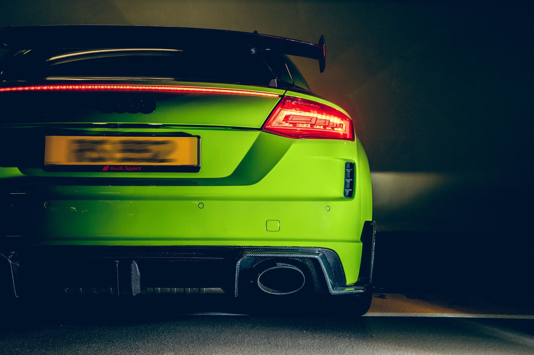 Ttrs Rear AUDI TTRS 8S 2019+ CARBON PERFORMANCE REAR DIFFUSER - FACELIFT – DARK ...